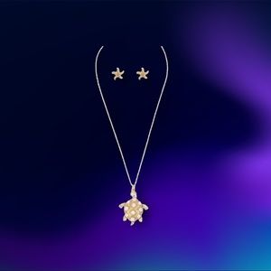 NWT Turtle Pendant and Earrings
